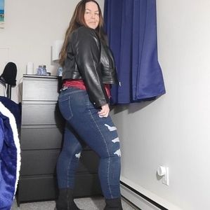 Meet your Posher, Paula-lynn